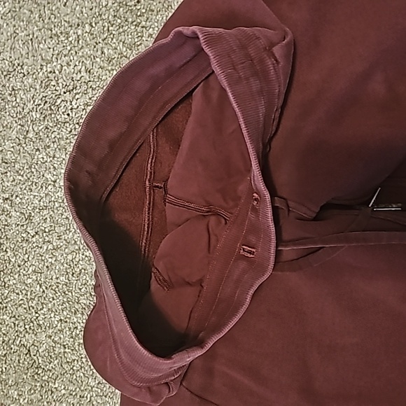Lululemon Scuba High-Rise Jogger Mulled Wine Size 0 - Picture 3 of 6